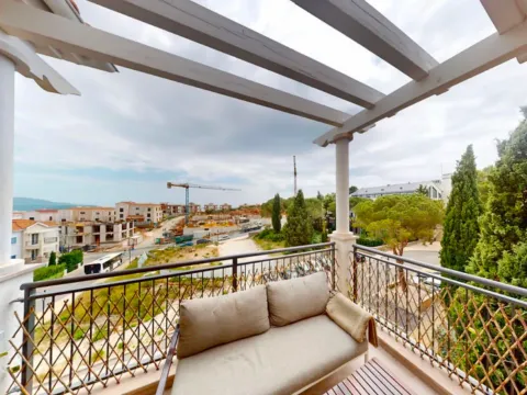 Prodaja, jednosoban stan, 59m², Luštica Bay, Tivat - image 6