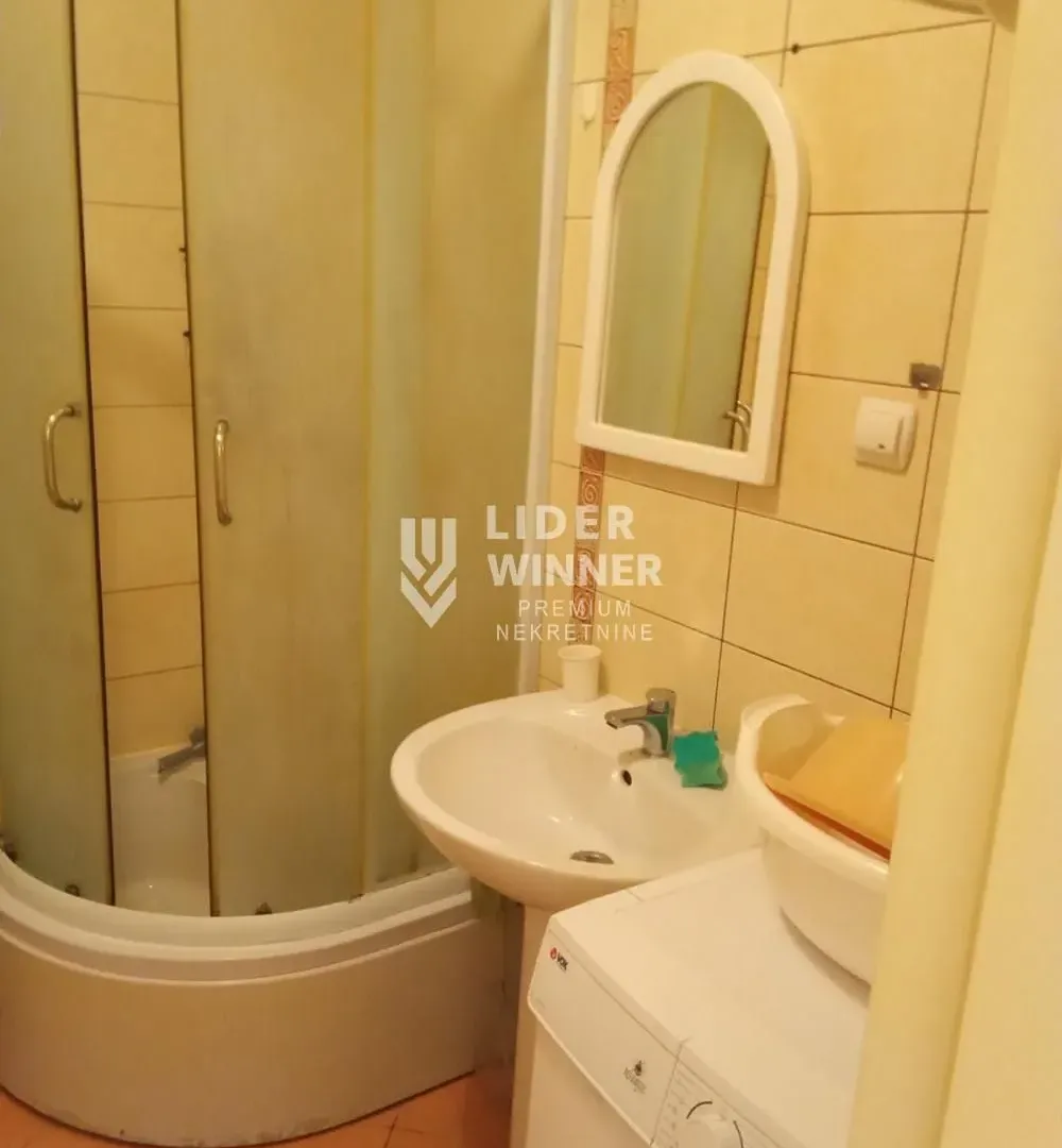 Rent, apartment, 26m², Zemun Gornji Grad, Zemun Sve Podlokacije