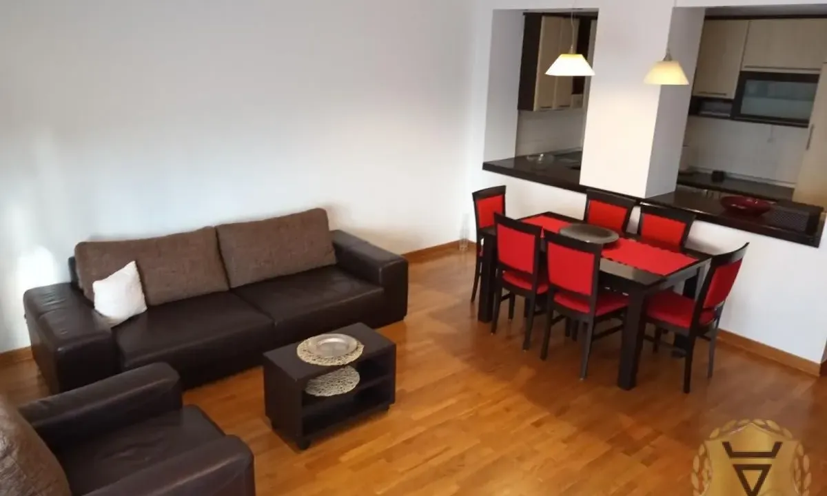 Izdavanje, dvosoban stan, 52m², Vračar Sve Podlokacije, Beograd