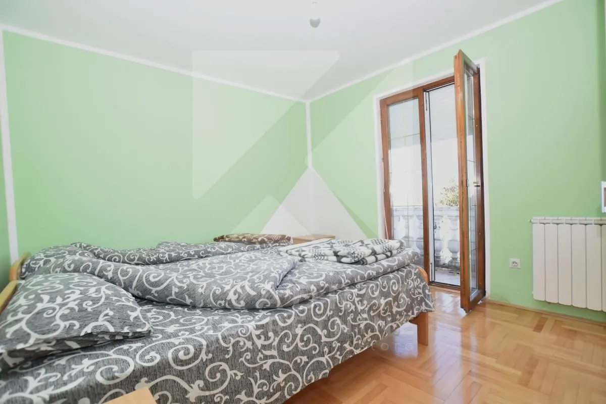 Rent, five bedroom apartment, 120m², Zlatica, Podgorica