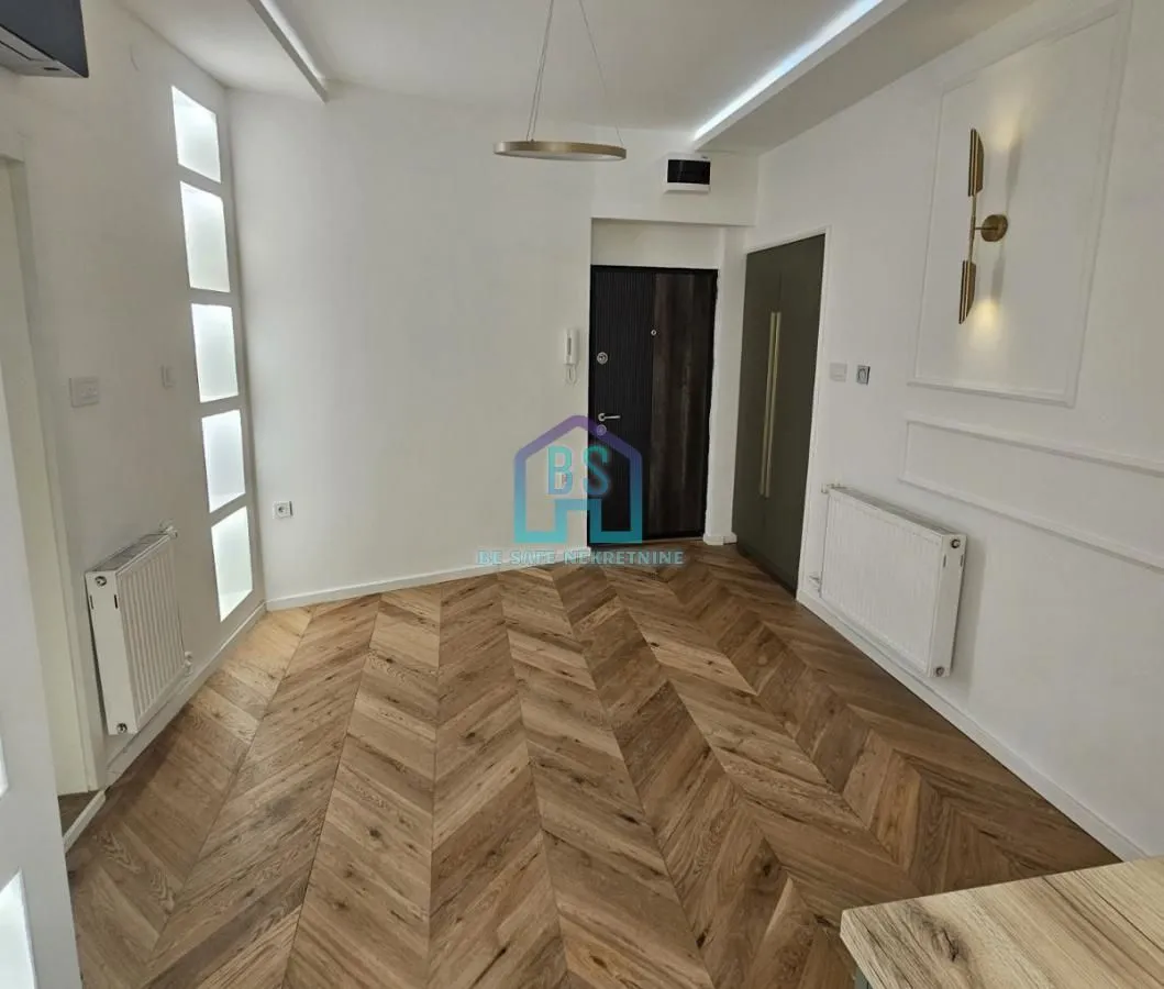 Prodaja, jednosoban stan, 21m², Stari grad, Novi Sad