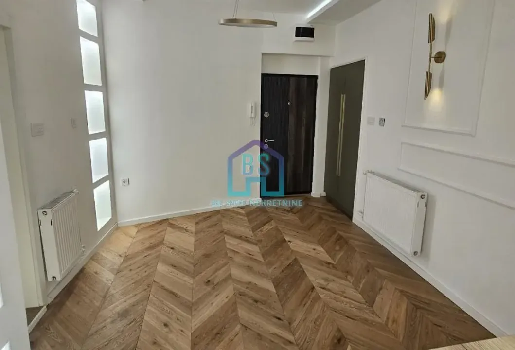 Prodaja, jednosoban stan, 21m², Stari grad, Novi Sad