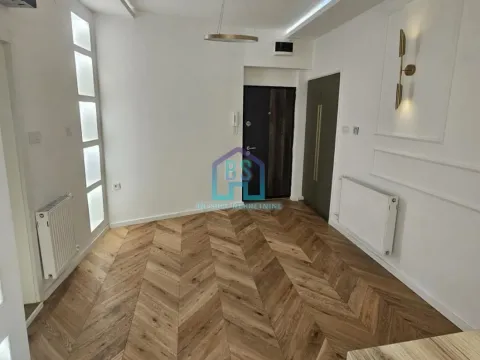 Prodaja, jednosoban stan, 21m², Stari grad, Novi Sad - image 1