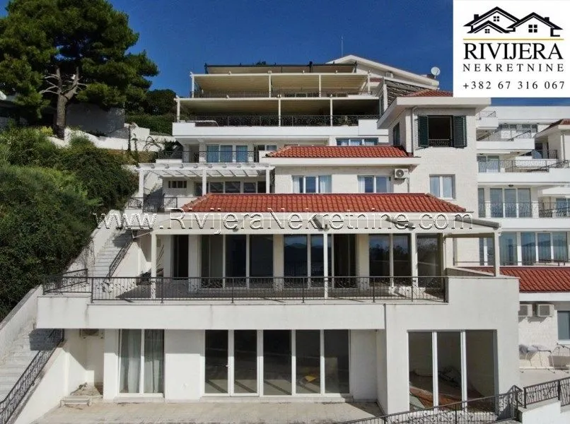 Prodaja, trosoban stan, 213m², Topla, Herceg Novi