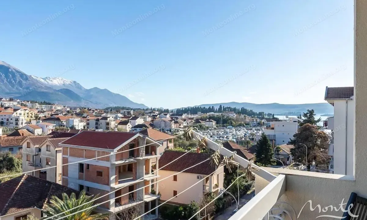 Sale, two bedroom apartment, 68m², Centar, Tivat