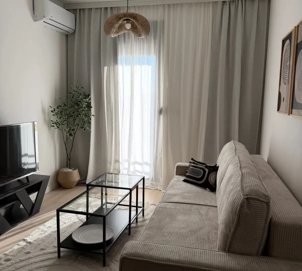 Izdavanje, jednosoban stan, 37m², Tološi, Podgorica