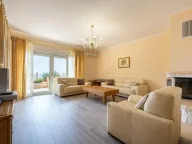 Rent, house, 200m², Perazića do, Budva - image 8