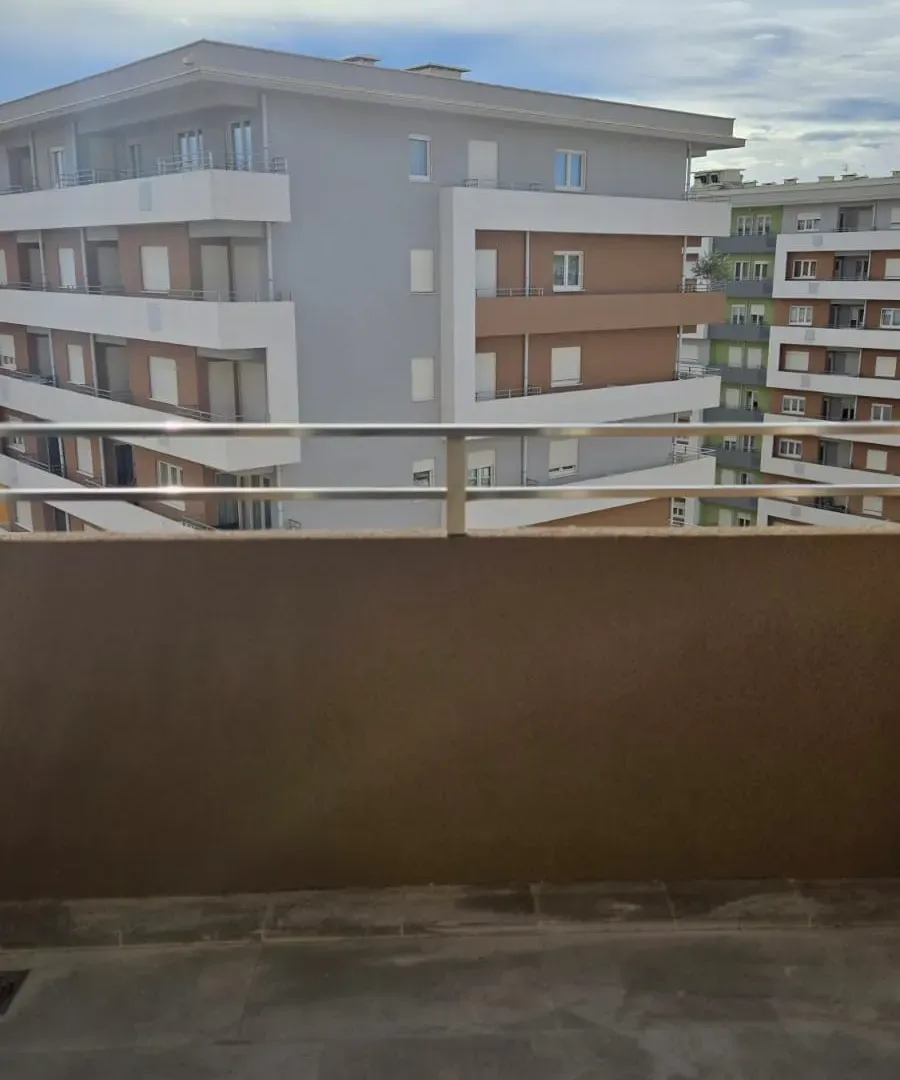 Izdavanje, stan, 48m², Central Point, Podgorica