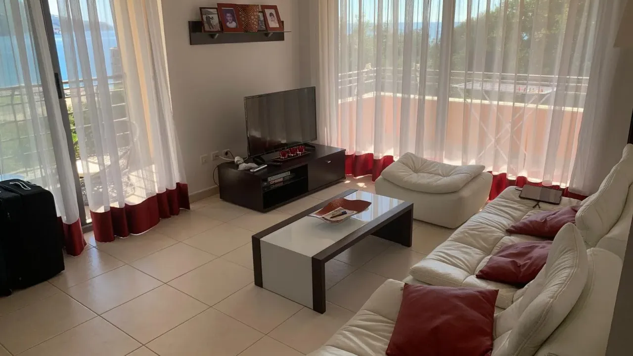 Prodaja, dvosoban stan, 64m², Bečići, Budva