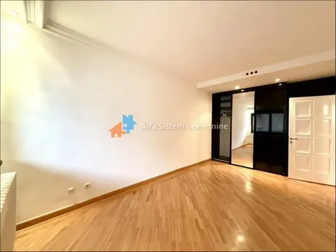 Izdavanje, poslovni prostor, 147m², Kalenić Pijaca, Vračar Sve Podlokacije - image 21