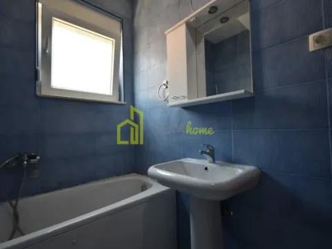 Izdavanje, trosoban stan, 90m², Vezirov Most, Podgorica - image 8