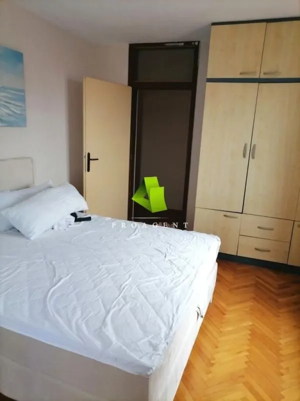 Prodaja, kuća, 273m², Palilula, Niš