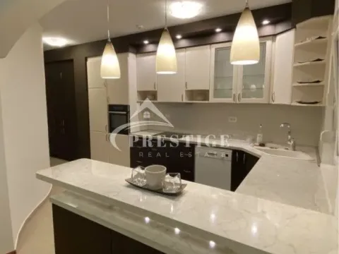 Izdavanje, trosoban stan, 120m², City Kvart, Podgorica - image 10