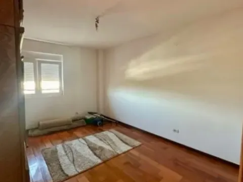 Izdavanje, dvosoban stan, 70m², Zabjelo, Podgorica - image 6