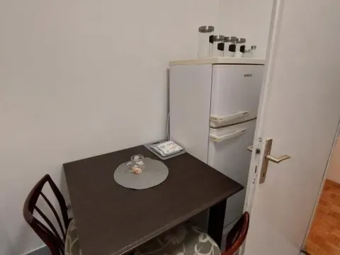 Izdavanje, dvosoban stan, 48m², Bulevar Oslobodjenja, Novi Sad Sve Podlokacije - image 5