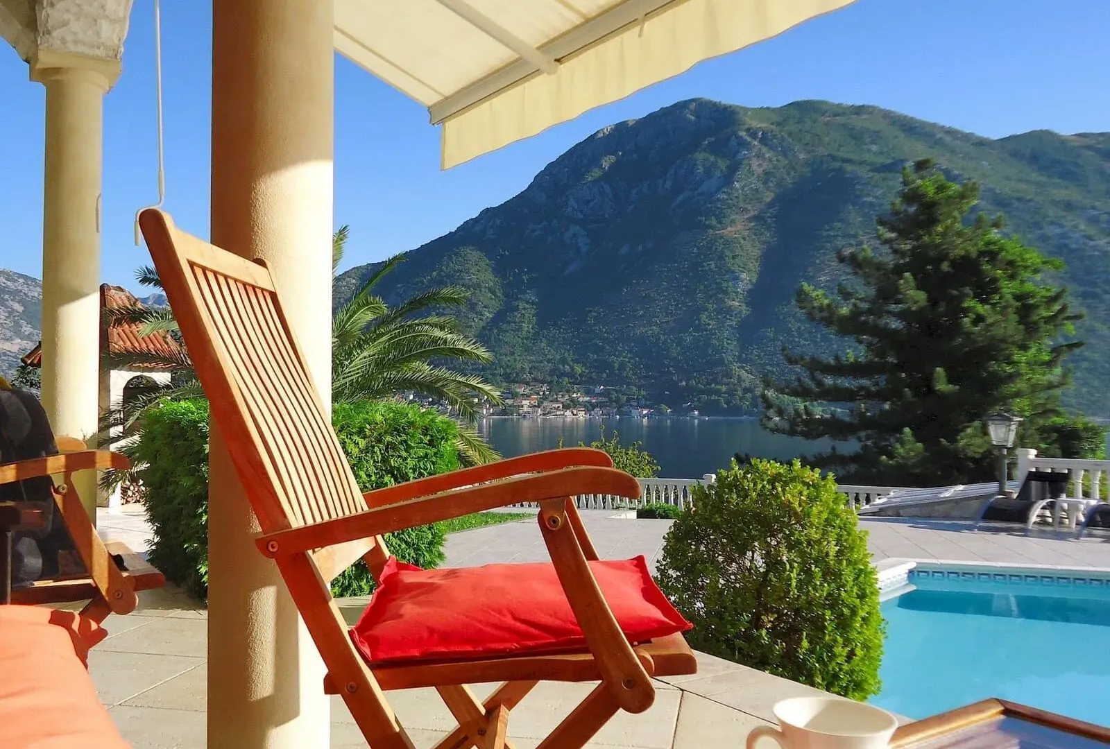 Sale, house, 278m², Stoliv, Kotor