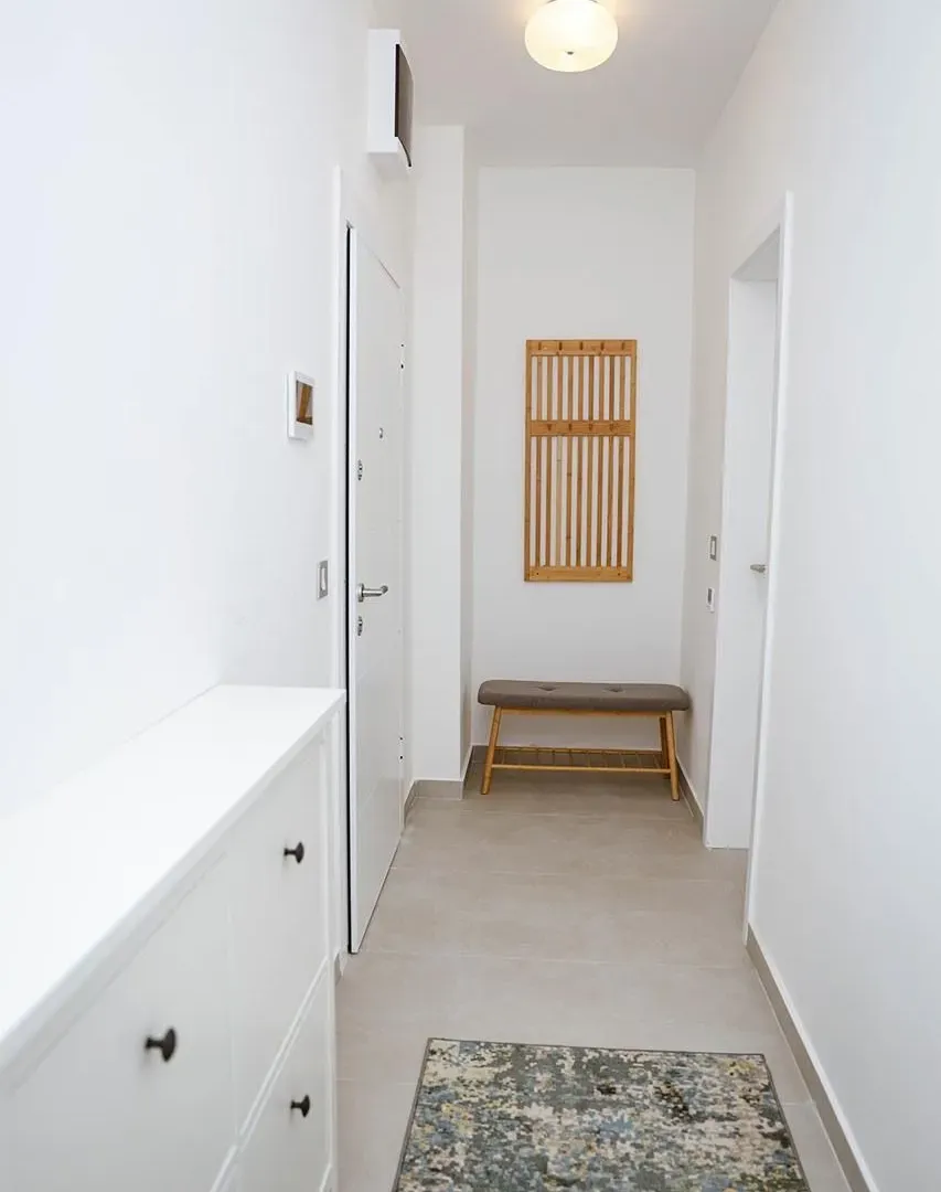 Prodaja, dvosoban stan, 60m², Kava, Tivat