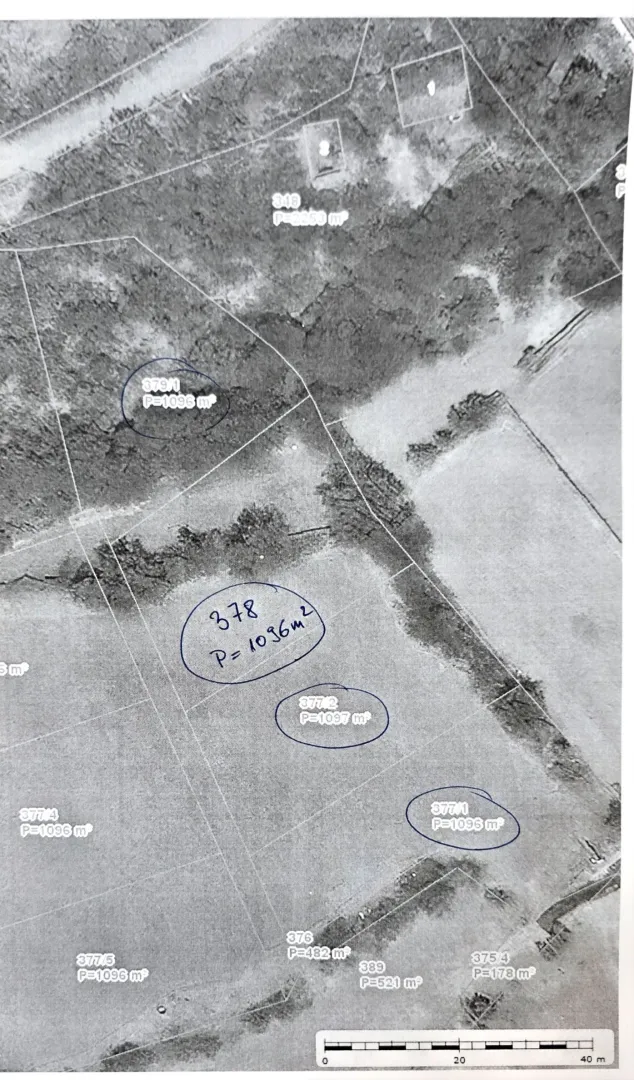 Katastarski plan sa prikazanim parcelama i površinama zemljišta.