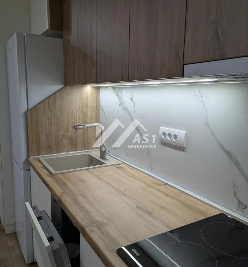 Izdavanje, stan, 28m², Novi Sad Sve Podlokacije, Novi Sad