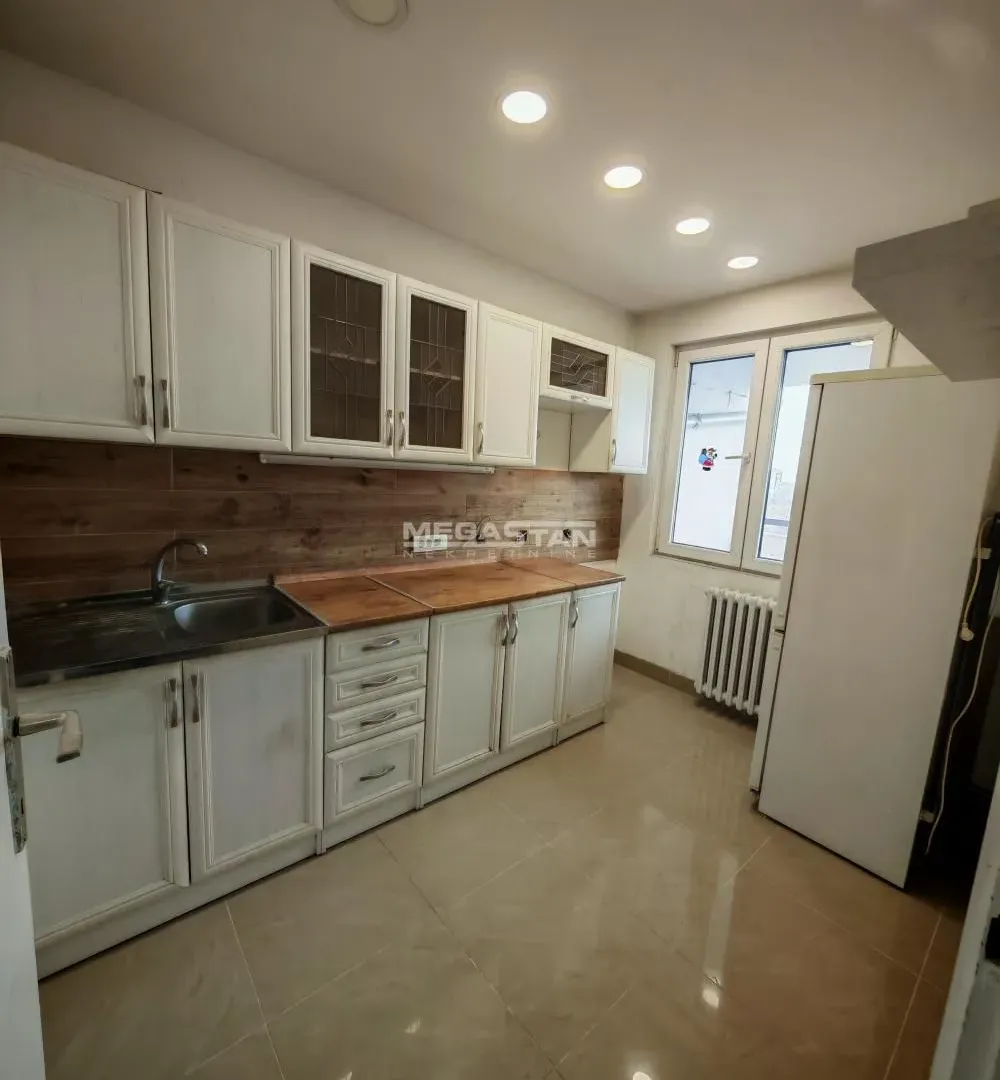 Prodaja, trosoban stan, 76m², Zemun Meandri, Zemun Sve Podlokacije