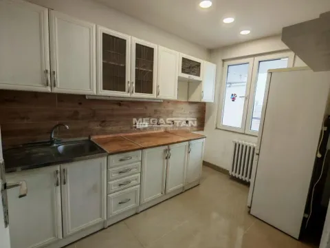 Prodaja, trosoban stan, 76m², Zemun Meandri, Zemun Sve Podlokacije - image 5