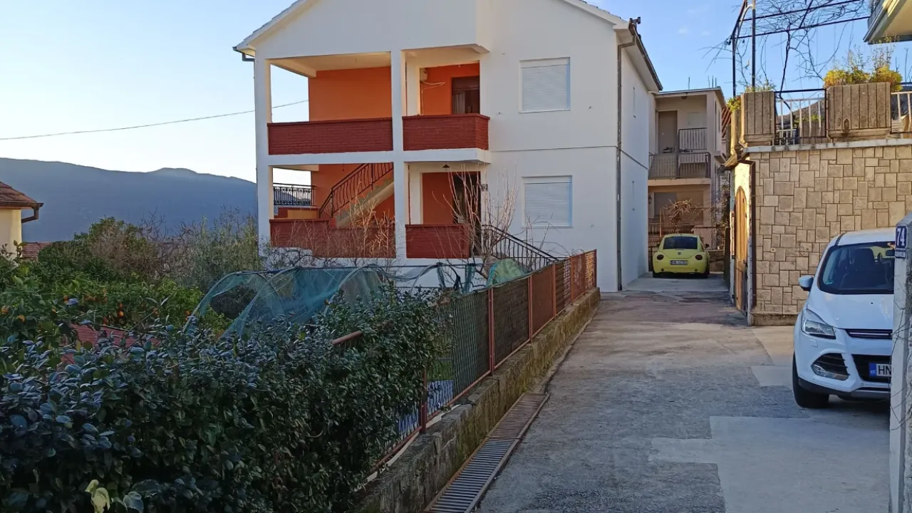Sale, house, 237m², Topla, Herceg Novi