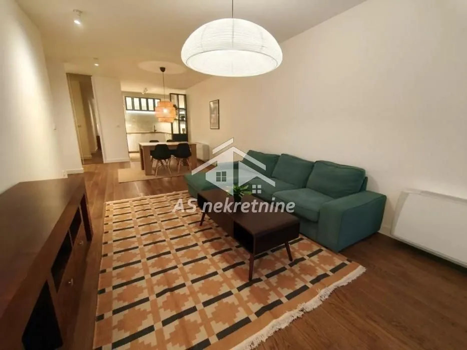 Rent, three bedroom apartment, 99m², Kalenić Pijaca, Vračar Sve Podlokacije