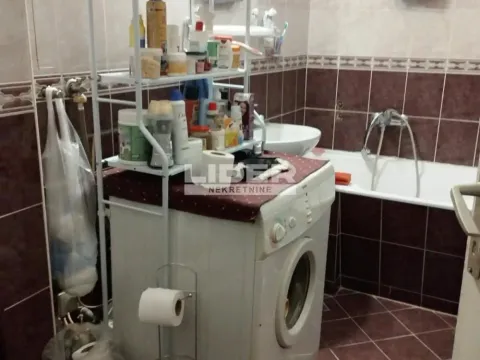 Prodaja, trosoban stan, 75m², Stari Grad, Beograd - image 12