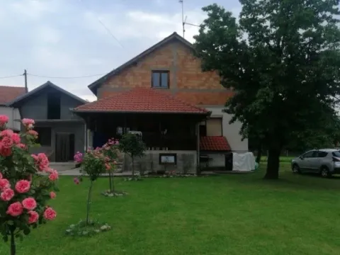Sale, house, 130m², Medjulužje, Mladenovac - image 5