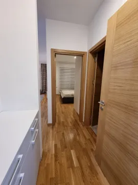Rent, one bedroom apartment, 45m², Bečići, Budva - image 3