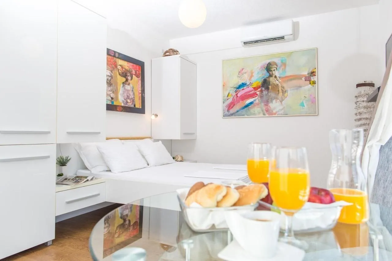Sale, house, 170m², Krašići, Tivat
