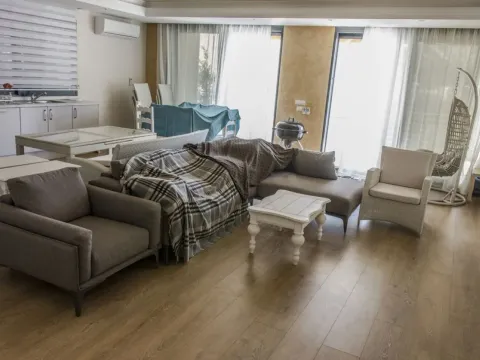 Sale, house, 371m², Stoliv, Kotor - image 2