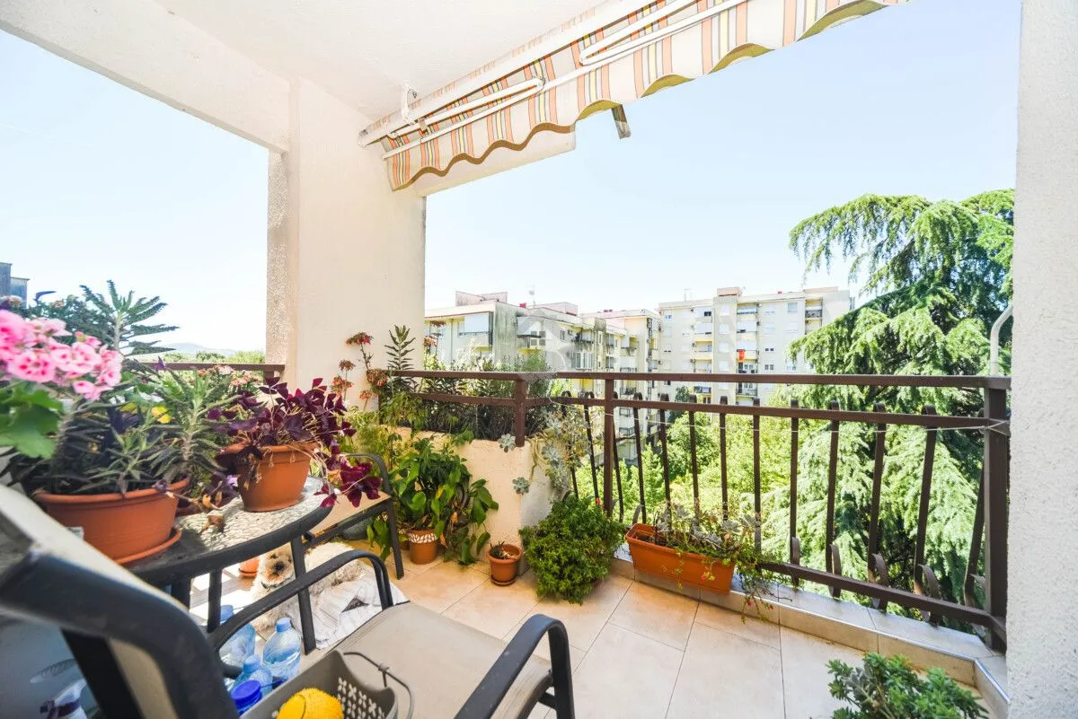 Prodaja, jednosoban stan, 67m², Blok 6, Podgorica