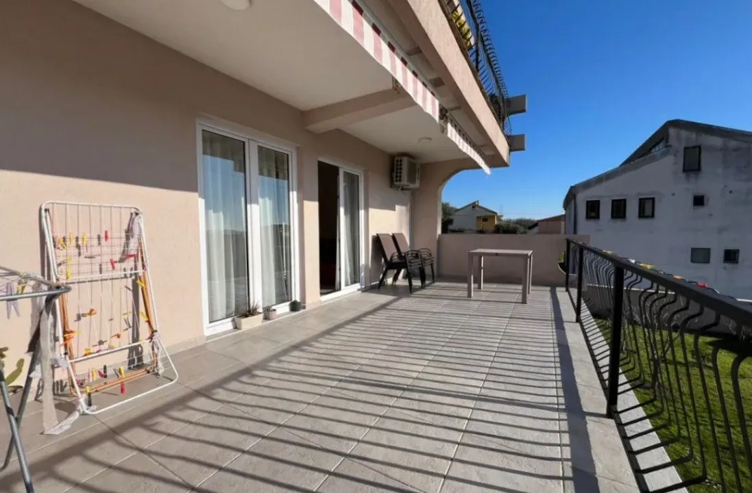 Sale, house, 350m², Bjeliši, Bar