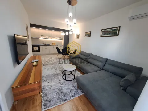 Rent, two bedroom apartment, 650m², Stara Varoš, Podgorica - image 4