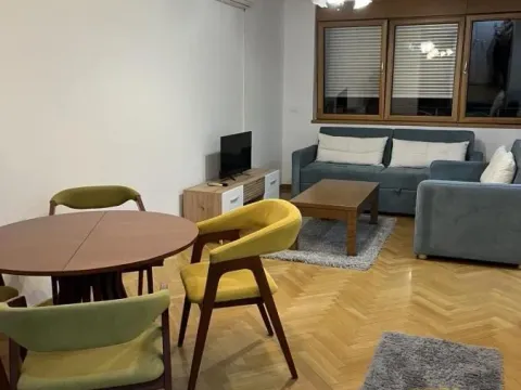 Rent, two bedroom apartment, 55m², Kalenić Pijaca, Vračar Sve Podlokacije - image 4