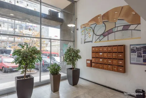 Prodaja, stan, 177m², Stari Grad, Beograd - image 2