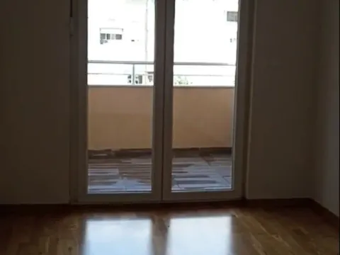 Sale, two bedroom apartment, 87m², Tuški Put, Podgorica - image 6