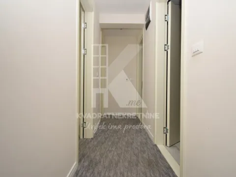 Izdavanje, dvosoban stan, 82m², Kruševac, Podgorica - image 10