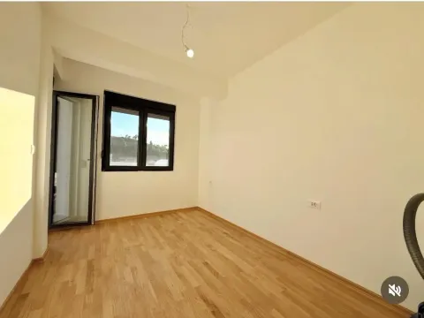 Prodaja, jednosoban stan, 40m², Zabjelo, Podgorica - image 5