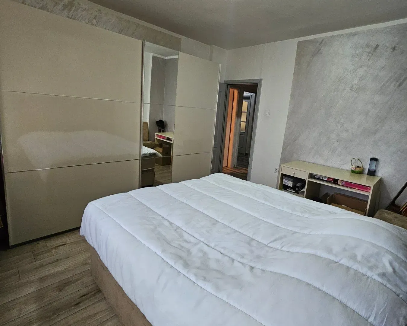 Rent, three bedroom apartment, 100m², Pejton, Podgorica