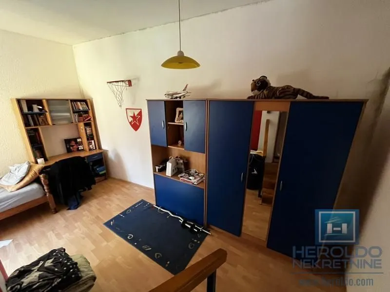 Prodaja, kuća, 228m², Centar, Jagodina