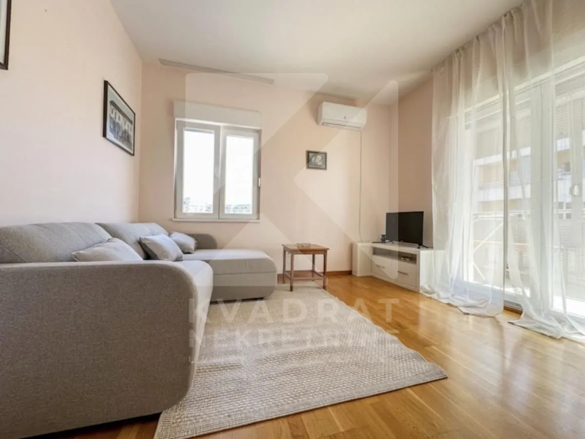 Rent, one bedroom apartment, 50m², City Kvart, Podgorica