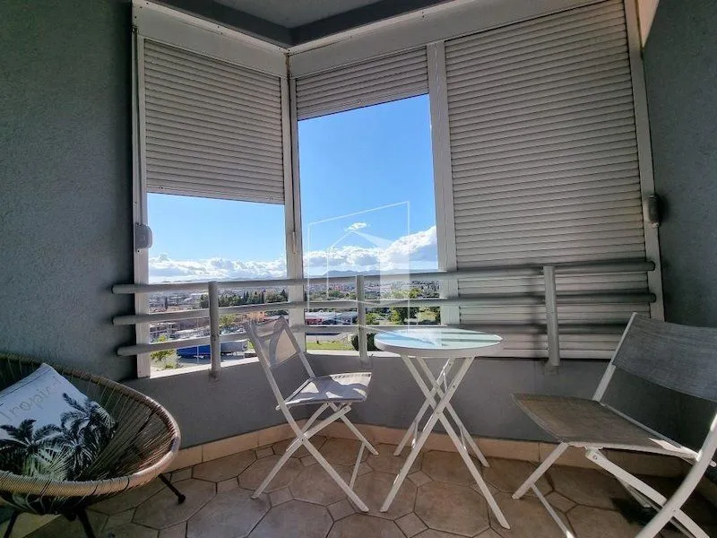 Rent, apartment, 87m², Stari Aerodrom, Podgorica