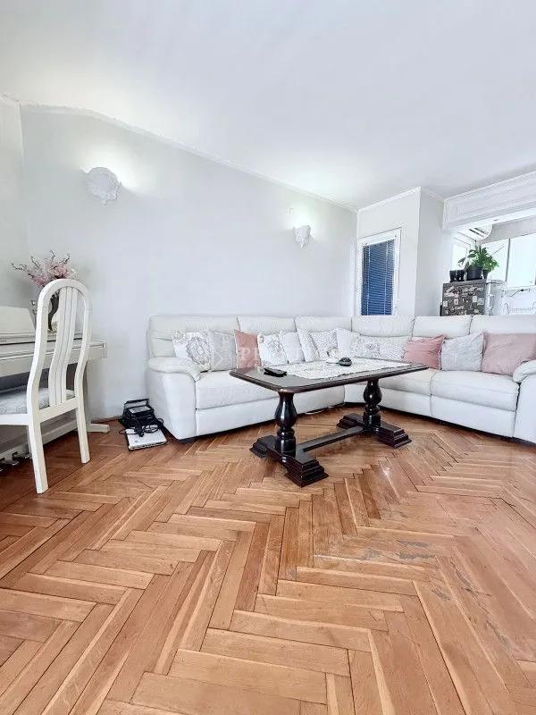 Prodaja, dvosoban stan, 80m², Stara Varoš, Podgorica