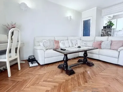 Prodaja, dvosoban stan, 80m², Stara Varoš, Podgorica - image 3