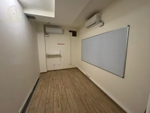 Rent, office space, 30m², Stari grad, Novi Sad - image 3