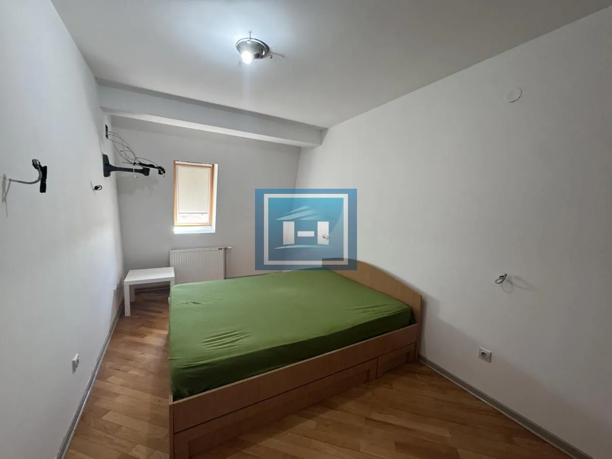 Prodaja, trosoban stan, 82m², Centar, Jagodina