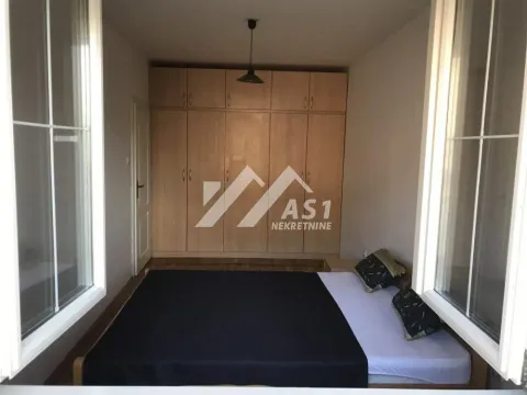 Izdavanje, dvosoban stan, 50m², Centar, Novi Sad - image 3