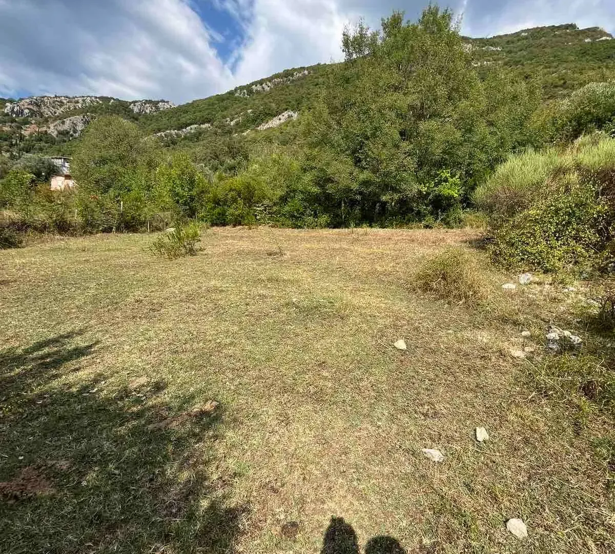 Prodaja, plac, 1321m², Kotor, Crna Gora